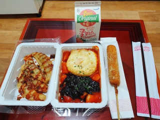 죠스떡볶이 [죠스푸드] 짜빠떡볶이+떡또그+범벅만두 신메뉴 3종 — 5점을 준 리뷰어가 2020년 4월 올린 사용 사진