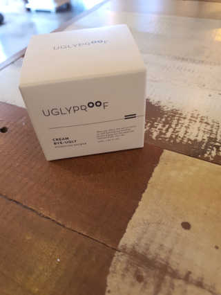 어글리프루프 크림 바이어글리 하이드레이션 샤워 50ml — 4점을 준 리뷰어가 2020년 10월 올린 사용 사진