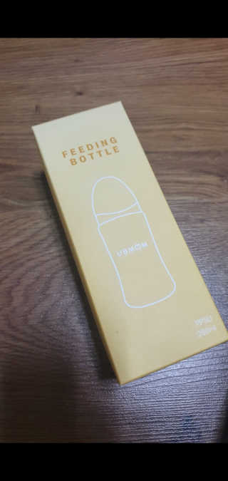 유비맘 PPSU 젖병 노꼭지_260ml_컬러 랜덤 발송 — 5점을 준 리뷰어가 2020년 10월 올린 사용 사진