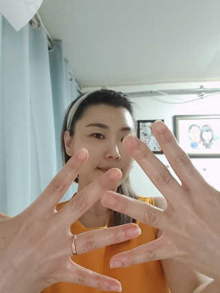 리더스코스메틱 리더스 프로 포커싱 핸드 너리싱 마스크/5매 — 5점을 준 리뷰어가 2020년 8월 올린 사용 사진