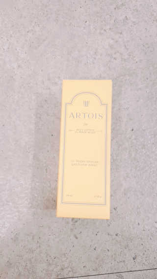 아르투아 ARTOIS 꽃밭에 누운듯 은은한 꽃향기, 아르투아 자르 바디로션 — 5점을 준 리뷰어가 2020년 7월 올린 사용 사진