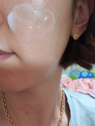 La Theorie Hydrating Ingredients | 하이드레이팅 인그레이디언츠 — 5점을 준 리뷰어가 2020년 5월 올린 사용 사진
