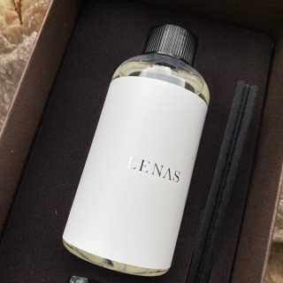 레나스 프리미엄 아로마 디퓨저 200ml  [1SET] — 5점을 준 리뷰어가 2020년 8월 올린 사용 사진