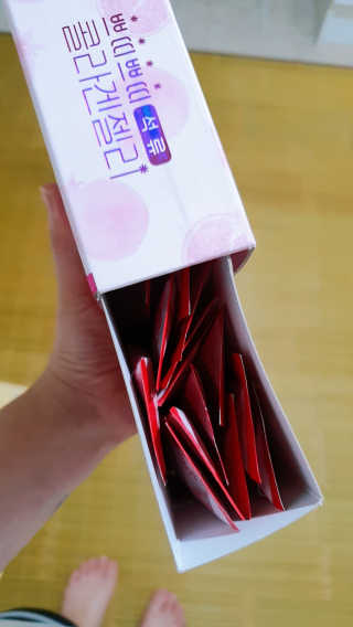 헬스업_쁘띠쁘띠석류콜라겐젤리_20g x 14포 — 5점을 준 리뷰어가 2020년 8월 올린 사용 사진
