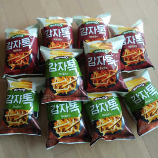 마켓오 감자톡 허브솔트맛/매콤달콤맛 — 5점을 준 리뷰어가 2020년 6월 올린 사용 사진