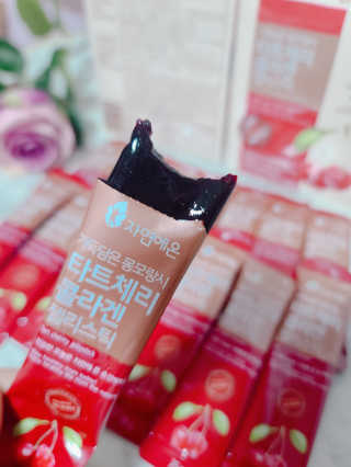 자연에온 가득담은 몽모랑시 타트체리 콜라겐 젤리스틱 — 5점을 준 리뷰어가 2020년 12월 올린 사용 사진