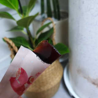 365더건강 에버뷰티 석류콜라겐 젤리 — 4.5점을 준 리뷰어가 2020년 7월 올린 사용 사진