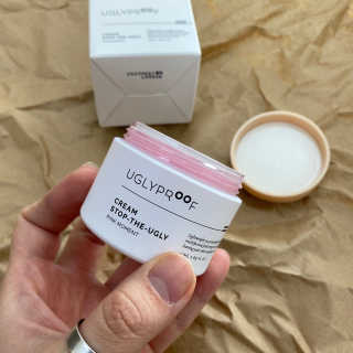 어글리프루프 크림 스탑디어글리 핑크모먼트 50ml — 4점을 준 리뷰어가 2020년 11월 올린 사용 사진