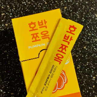 조은약초 국산 늙은 호박즙 호박쪼옥 젤리 20g x 15포 — 4.5점을 준 리뷰어가 2020년 8월 올린 사용 사진