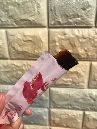 365더건강 에버뷰티 석류콜라겐 젤리 — 5점을 준 리뷰어가 2020년 9월 올린 사용 사진