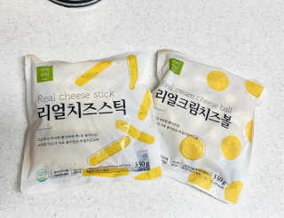가치식탁 리얼치즈스틱, 리얼크림치즈볼 — 5점을 준 리뷰어가 2020년 8월 올린 사용 사진