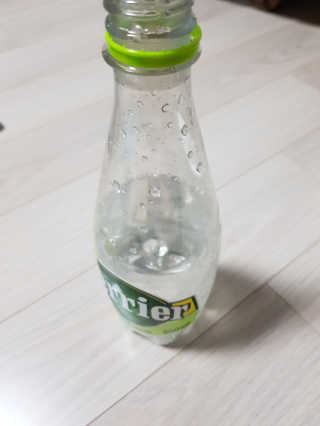 페리에 라임 500ml 투명페트 — 5점을 준 리뷰어가 2020년 11월 올린 사용 사진