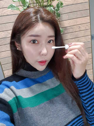 [오지랩] 애교살을 원하는 당신을 위해, 애교봉 — 5점을 준 리뷰어가 2020년 12월 올린 사용 사진