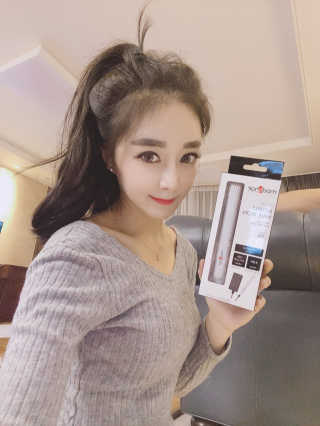 모즈헤어 휴대용 미니 고데기 — 5점을 준 리뷰어가 2020년 10월 올린 사용 사진