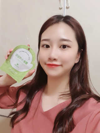 [후르디아] 청포도 매끈약산성 필링 패드_50매 세트 — 5점을 준 리뷰어가 2020년 5월 올린 사용 사진