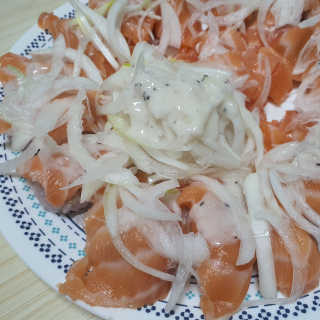 동원산업 항공직송 동원생연어_400g — 4점을 준 리뷰어가 2020년 4월 올린 사용 사진