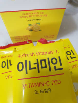 이너미인 VITAMIN-C 700 — 5점을 준 리뷰어가 2020년 9월 올린 사용 사진