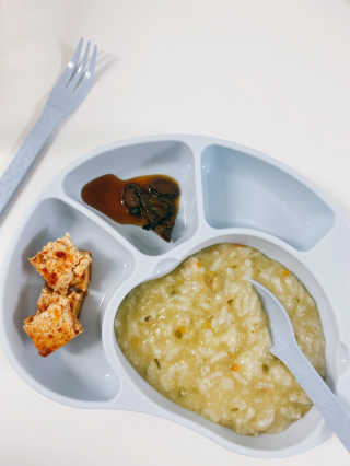 바다는다웰빙이다 완도사랑 전복죽 250g - 2팩 + 전복장조림 2팩 — 5점을 준 리뷰어가 2020년 8월 올린 사용 사진