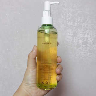 스킨큐어 산다화 순한 클렌징 동백 오일 200ml — 5점을 준 리뷰어가 2020년 5월 올린 사용 사진
