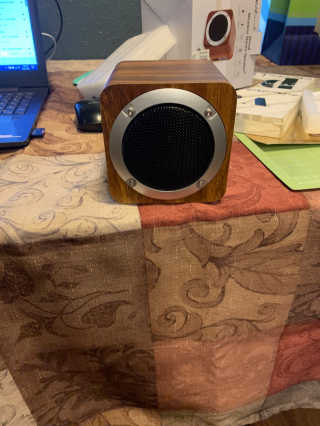 SEVIZ MINI10W 레트로 블루투스 스피커 — 5점을 준 리뷰어가 2020년 6월 올린 사용 사진