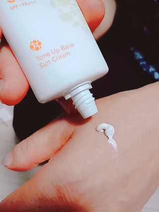 [후르디아] 혼합자차 선 에센스+톤업 선크림 2종 — 5점을 준 리뷰어가 2020년 8월 올린 사용 사진