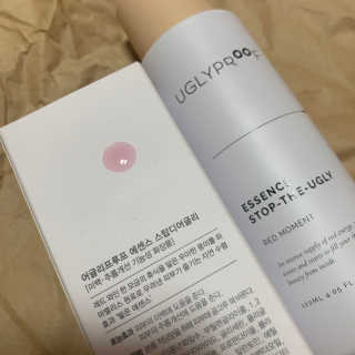 어글리프루프 에센스 스탑디어글리 레드모먼트 에센스 120ml — 4.5점을 준 리뷰어가 2020년 11월 올린 사용 사진