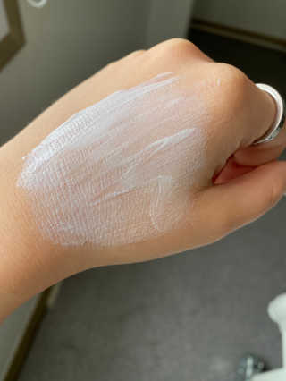 ECLADO 에끌라두 멜라이져 레디언스 크림 — 4.5점을 준 리뷰어가 2020년 10월 올린 사용 사진