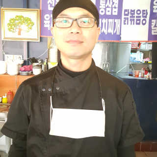 고세이프 마스크 50개입 + 실리콘 마스크 스트랩 — 5점을 준 리뷰어가 2020년 11월 올린 사용 사진