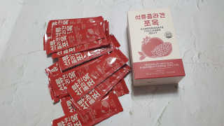 조은약초 석류콜라겐 석류즙 석류쪼옥 젤리 스틱 15포 x 20g — 5점을 준 리뷰어가 2020년 8월 올린 사용 사진
