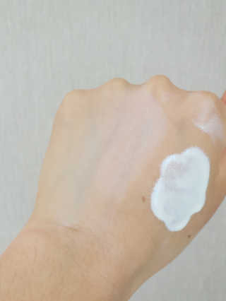 아토팜 야외놀이 선밀크 SPF50+ PA+++ — 4점을 준 리뷰어가 2020년 5월 올린 사용 사진