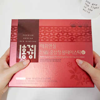 홍건강 해피한삼 진 홍삼정 원데이스틱 10g x 30포 — 5점을 준 리뷰어가 2020년 5월 올린 사용 사진