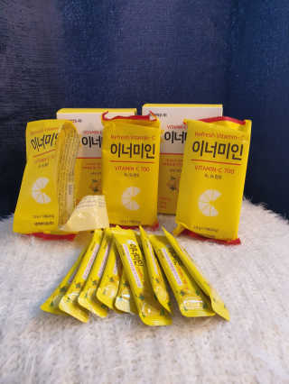 이너미인 VITAMIN-C 700 — 5점을 준 리뷰어가 2020년 8월 올린 사용 사진