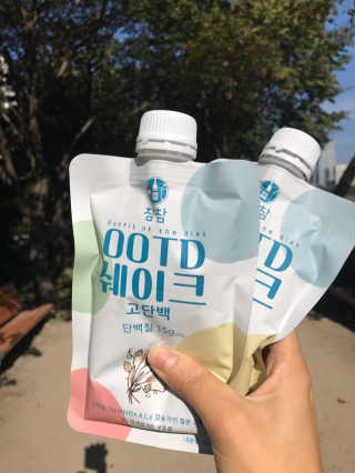 [꾸콤] 참참 OOTD쉐이크 고단백 일주일세트 50g x 5 — 4.5점을 준 리뷰어가 2020년 10월 올린 사용 사진