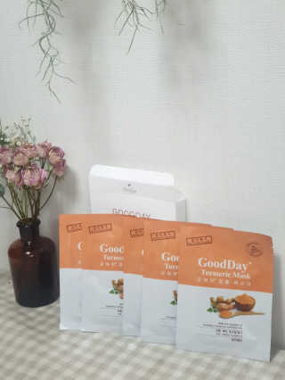 GoodDay Skincare GoodDay 강황 마스크 — 5점을 준 리뷰어가 2020년 4월 올린 사용 사진