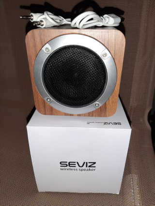 SEVIZ MINI10W 레트로 블루투스 스피커 — 5점을 준 리뷰어가 2020년 9월 올린 사용 사진