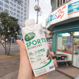 셀렉스스포츠 셀렉스 스포츠 드링크 초콜릿 _ 330ml x 12팩 — 4점을 준 리뷰어가 2020년 11월 올린 사용 사진