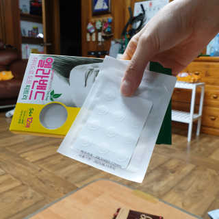 엘라밴드 하이드로 도트 스팟패치 12mm, 티트리 — 4점을 준 리뷰어가 2020년 8월 올린 사용 사진
