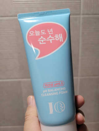 IO 아이오 오늘도 넌 순수해 - 약산성 클렌징폼 — 5점을 준 리뷰어가 2020년 12월 올린 사용 사진