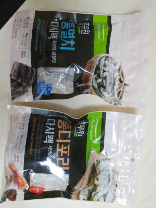 [풀무원] 자연의 감칠맛 통디포리, 통멸치 다시팩 세트 — 5점을 준 리뷰어가 2020년 5월 올린 사용 사진