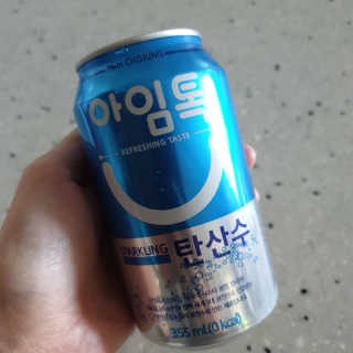 일화 아임톡 탄산수 355mlX24캔 + 보냉팩 증정이벤트 — 5점을 준 리뷰어가 2020년 4월 올린 사용 사진