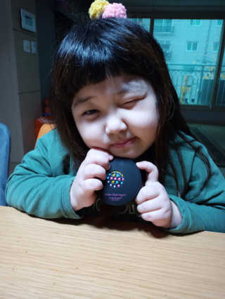 아이캔디 레인보우 볼륨S  브러쉬 컴팩트 블랙 — 5점을 준 리뷰어가 2020년 11월 올린 사용 사진