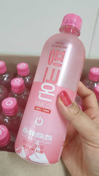[활력충전 이온음료] 히말라야 핑크솔트를 담은 핑크온 — 5점을 준 리뷰어가 2020년 10월 올린 사용 사진