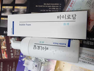 [바이로담] 저자극 약산성버블 폼 폼클렌징 150ml — 5점을 준 리뷰어가 2021년 3월 올린 사용 사진
