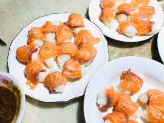 동원산업 항공직송 동원생연어_400g — 5점을 준 리뷰어가 2020년 5월 올린 사용 사진