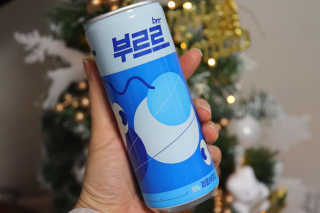 [칼로리 걱정 NO 제로칼로리 탄산음료]  부담없이 즐기는 부르르Brrr~~ 제로 사이다 — 5점을 준 리뷰어가 2020년 12월 올린 사용 사진