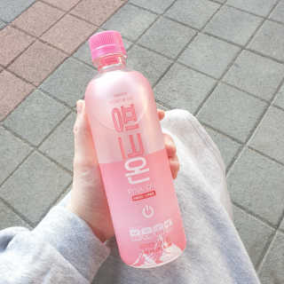 [활력충전 이온음료] 히말라야 핑크솔트를 담은 핑크온 — 5점을 준 리뷰어가 2020년 11월 올린 사용 사진