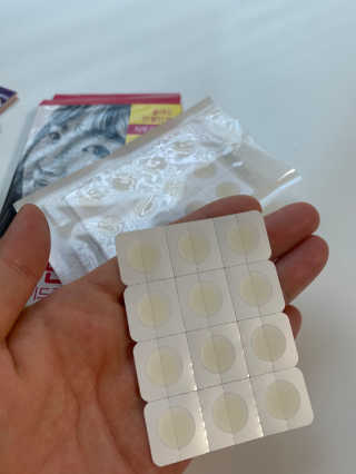 엘라밴드 하이드로 도트 스팟패치 12mm, 10mm — 5점을 준 리뷰어가 2020년 8월 올린 사용 사진