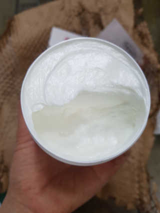 인그람스 캠퍼 크림 오리지널 300ml — 5점을 준 리뷰어가 2020년 4월 올린 사용 사진