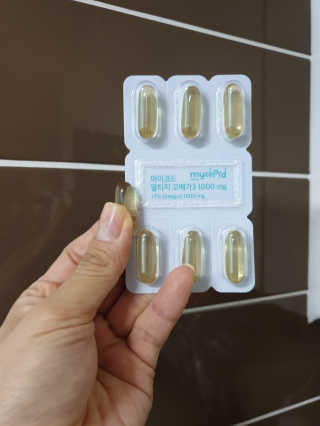 JW중외제약 마이코드 알티지 오메가3 1000 mg — 5점을 준 리뷰어가 2020년 8월 올린 사용 사진