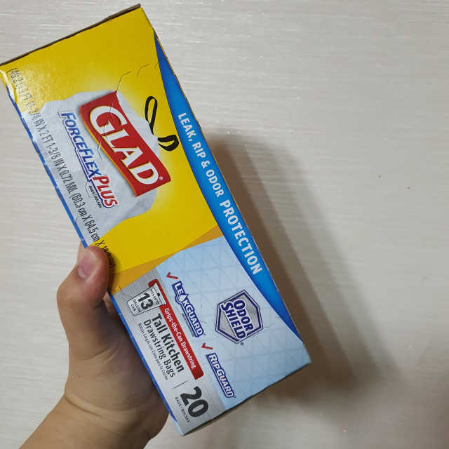 글래드 매직랩 컴팩트 + 트래시백 20매 리뷰 사진
